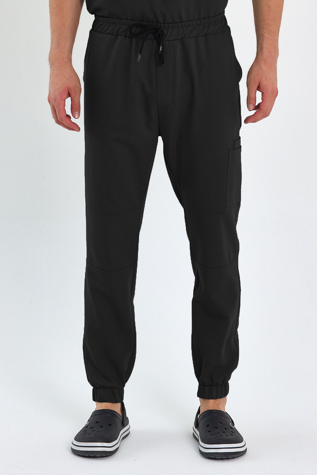 LAME 3005 Luxury Likralı Siyah Scrubs, Hemşire Forması Diz Ekli Kargo Cepli Paça Lastikli Pantolon