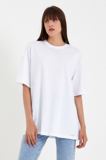 Feliplini® Kadın Beyaz Oversize Tişört