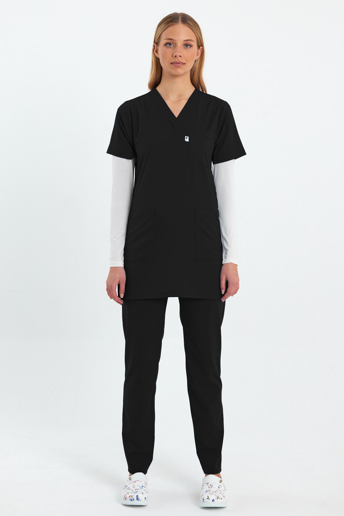LAME 1004 Basic Likralı Siyah Scrubs Kısa Kol Tunik Hemşire Forması Takım