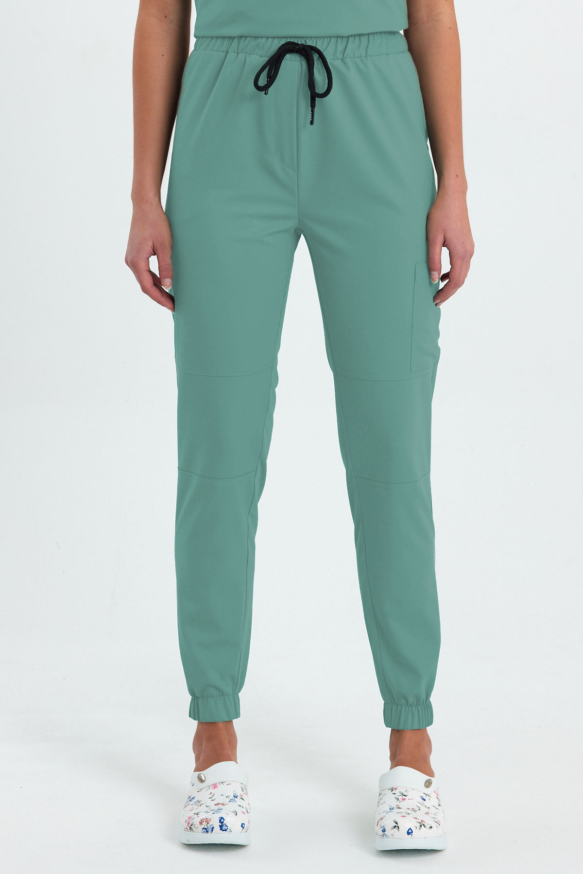 LAME 3005 Luxury Likralı Mint Yeşili Scrubs, Hemşire Forması Diz Ekli Kargo Cepli Paça Lastikli Pantolon